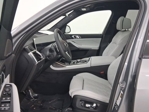 New 2026 BMW X7 xDrive40i w/ M Sport Package image 5