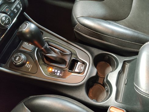 Used 2023 Jeep Cherokee Altitude Lux image 26