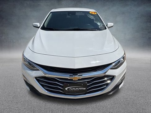 Used 2024 Chevrolet Malibu LT image 3