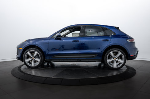 New 2026 Porsche Macan image 2