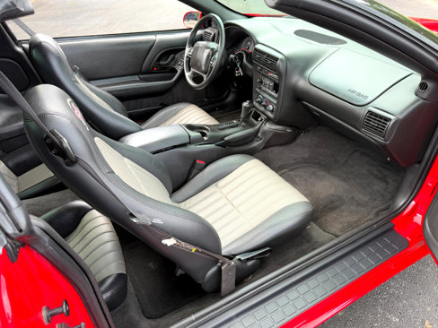 Used 2002 Chevrolet Camaro Z28 w/ SS Performance/Appearance Pkg image 26