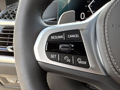 New 2026 BMW X6 xDrive40i w/ Climate Comfort Package image 29