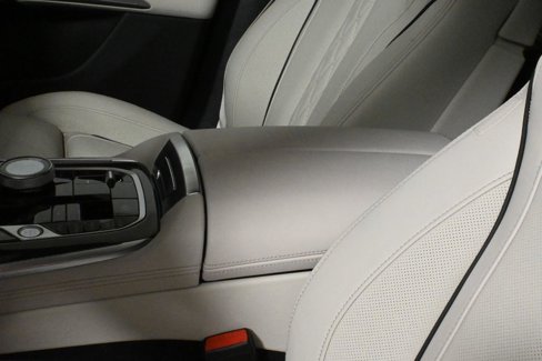 New 2026 BMW X7 M60i image 25