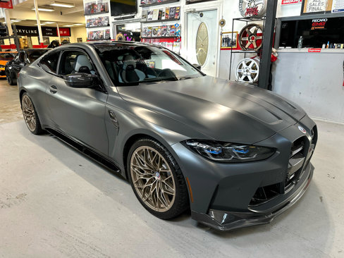 Used 2022 BMW M4 Competition w/ M Carbon Exterior Package image 3