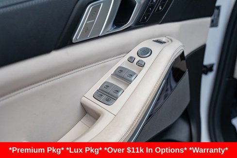 Used 2020 BMW X7 xDrive40i w/ Premium Package image 14