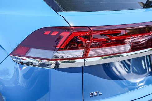 New 2025 Volkswagen Atlas Cross Sport SEL Premium R-Line image 12