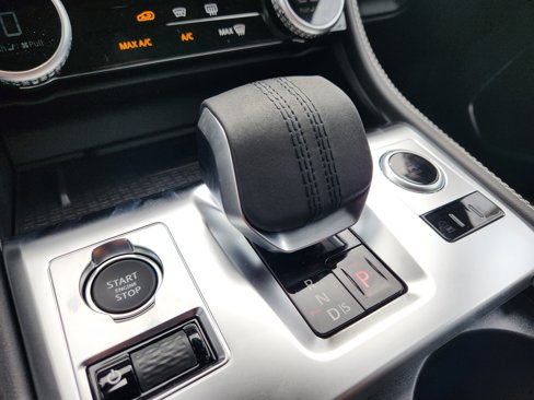 New 2026 Jaguar F-PACE R-Dynamic S image 11