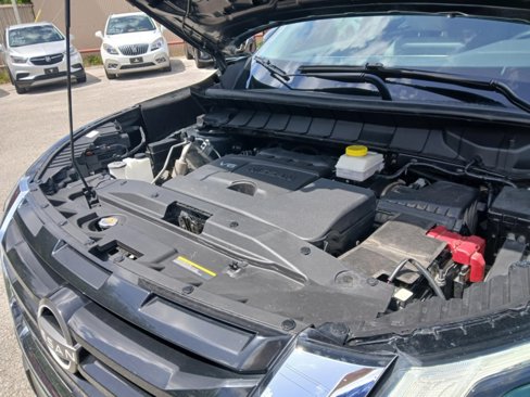 Used 2022 Nissan Pathfinder SL image 18