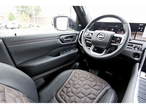 New 2026 Nissan Armada Platinum Reserve image 6