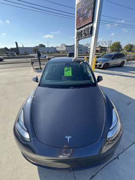 Used 2020 Tesla Model Y Long Range image 2