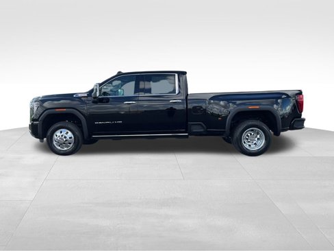 New 2026 GMC Sierra 3500 Denali w/ Denali Reserve Package image 30