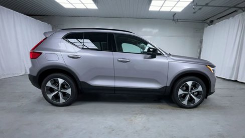 New 2026 Volvo XC40 B5 Plus w/ Protection Package Premier image 2