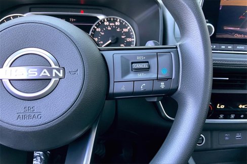 Certified 2023 Nissan Rogue SV image 22