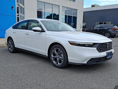 New 2025 Honda Accord EX-L image 2