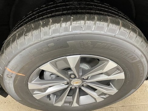 New 2026 Chevrolet Equinox LT w/ Convenience Package II image 9