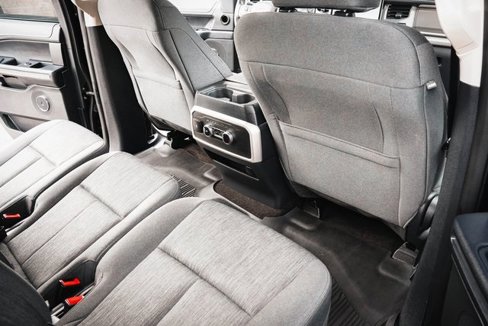 Used 2023 Ford Expedition XLT image 33