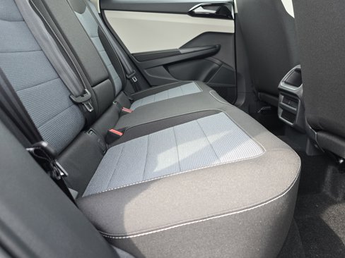 New 2025 Volkswagen Taos S image 19