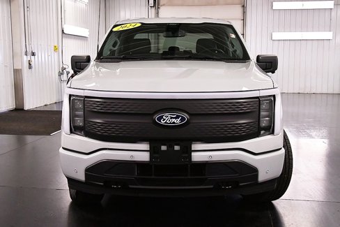 Used 2024 Ford F150 Lightning Flash image 2