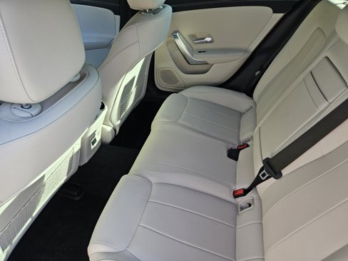 Certified 2022 Mercedes-Benz CLA 250 image 30