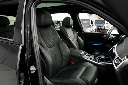 Used 2023 BMW X5 xDrive40i w/ M Sport Package image 15