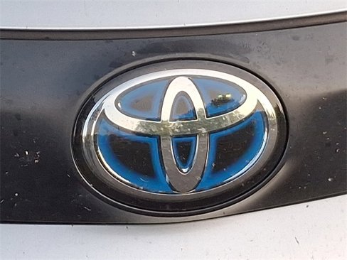 Used 2024 Toyota Sienna XLE image 5