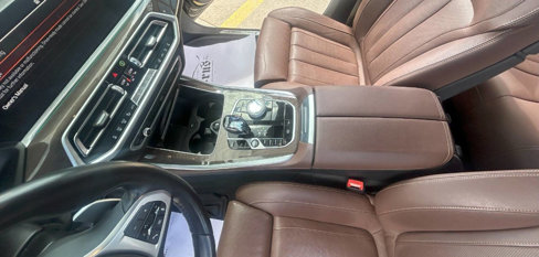 Used 2021 BMW X5 M50i w/ Executive Package image 23