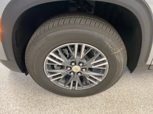 New 2026 Chevrolet Traverse LT w/ Driver Confidence Package image 11