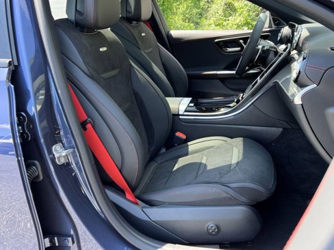 New 2025 Mercedes-Benz C 43 AMG 4MATIC Sedan image 26