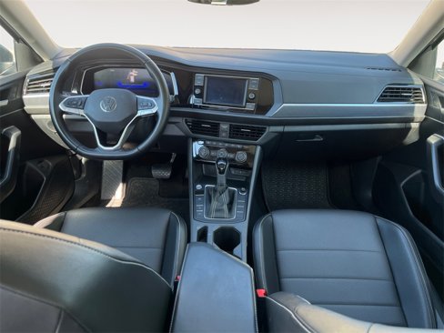 Used 2023 Volkswagen Jetta SE image 10