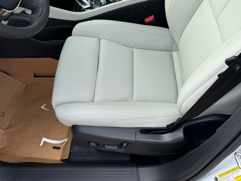 New 2026 Volvo XC40 B5 Ultra w/ Climate Package image 11