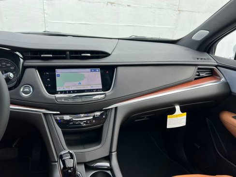 New 2025 Cadillac XT5 Premium Luxury w/ Technology Package image 38