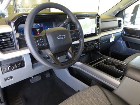 New 2026 Ford F250 XL image 13