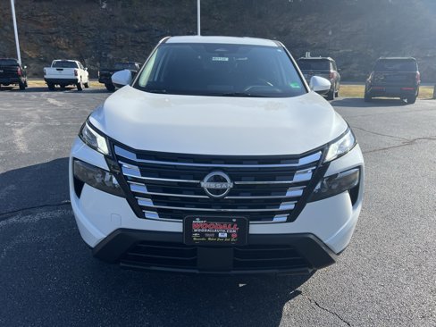 New 2026 Nissan Rogue SV image 2