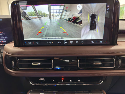 Used 2025 Lincoln Aviator Reserve w/ Illumination Package image 28