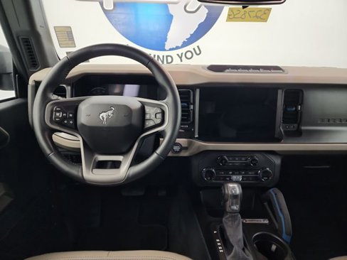 Used 2023 Ford Bronco Wildtrak image 20