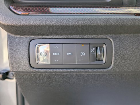 New 2026 Chevrolet Traverse Z71 w/ Enhanced Driving Package image 12
