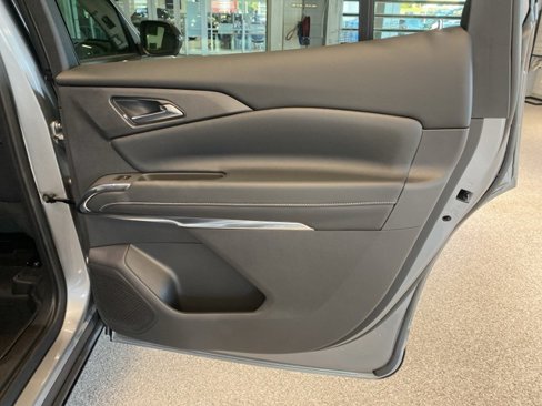 New 2026 Chevrolet Traverse LT w/ Driver Confidence Package image 31