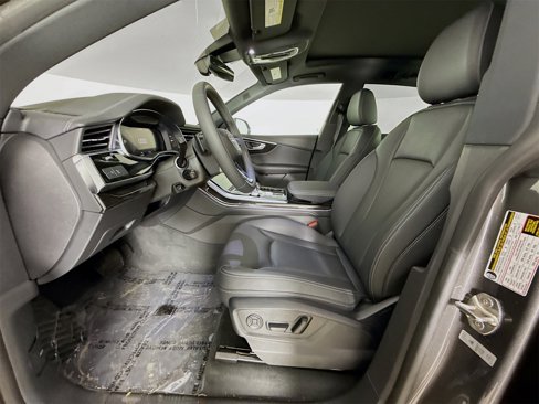 New 2025 Audi Q8 Premium Plus image 22