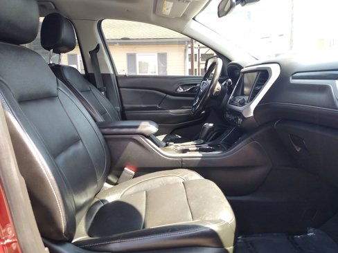 Used 2017 GMC Acadia SLT image 19