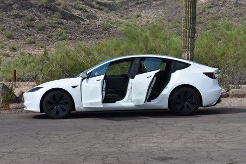 Used 2024 Tesla Model 3 Long Range image 6