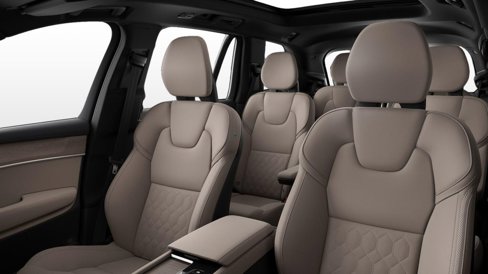 New 2026 Volvo XC90 B6 Plus image 6