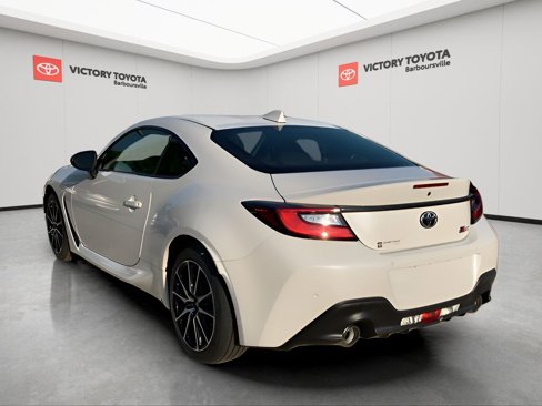 New 2025 Toyota GR86 image 6
