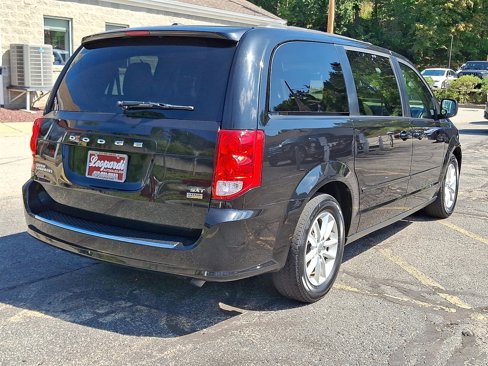 Used 2016 Dodge Grand Caravan SXT image 6