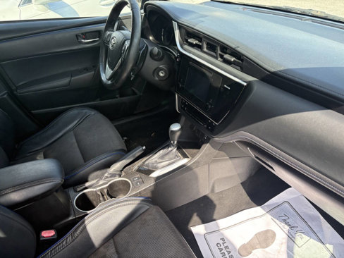 Used 2017 Toyota Corolla SE image 17
