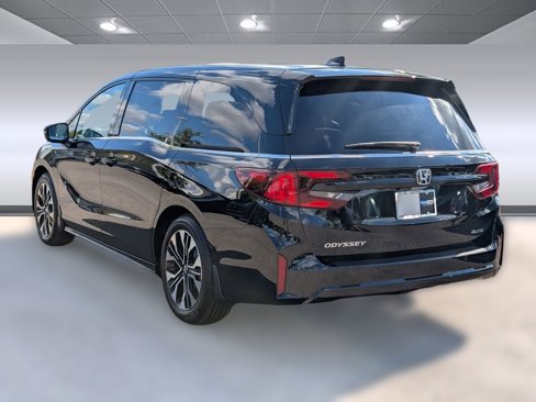 New 2026 Honda Odyssey Elite image 3