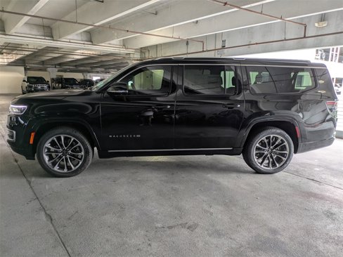 New 2025 Jeep Wagoneer L Series III w/ Premium Group I image 8