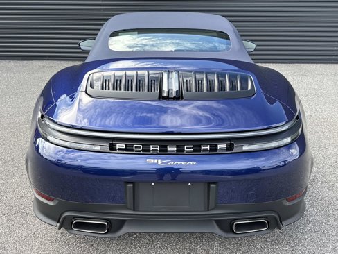 Certified 2025 Porsche 911 Carrera image 7