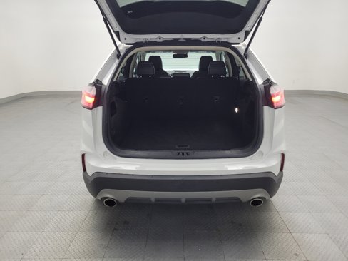 Used 2020 Ford Edge SEL image 29