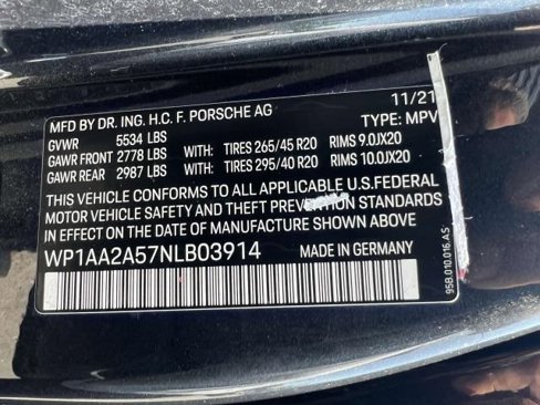 Certified 2022 Porsche Macan image 20