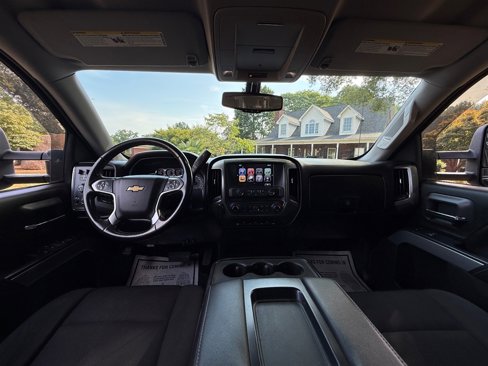 Used 2018 Chevrolet Silverado 1500 LT w/ All Star Edition image 47